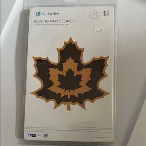 NEW Nesting Maple Leaf Cutting Dies Set of 4 QuicKutz Lifestyle Crafts